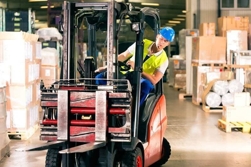 Carretillas elevadoras chinas usadas en almacenes