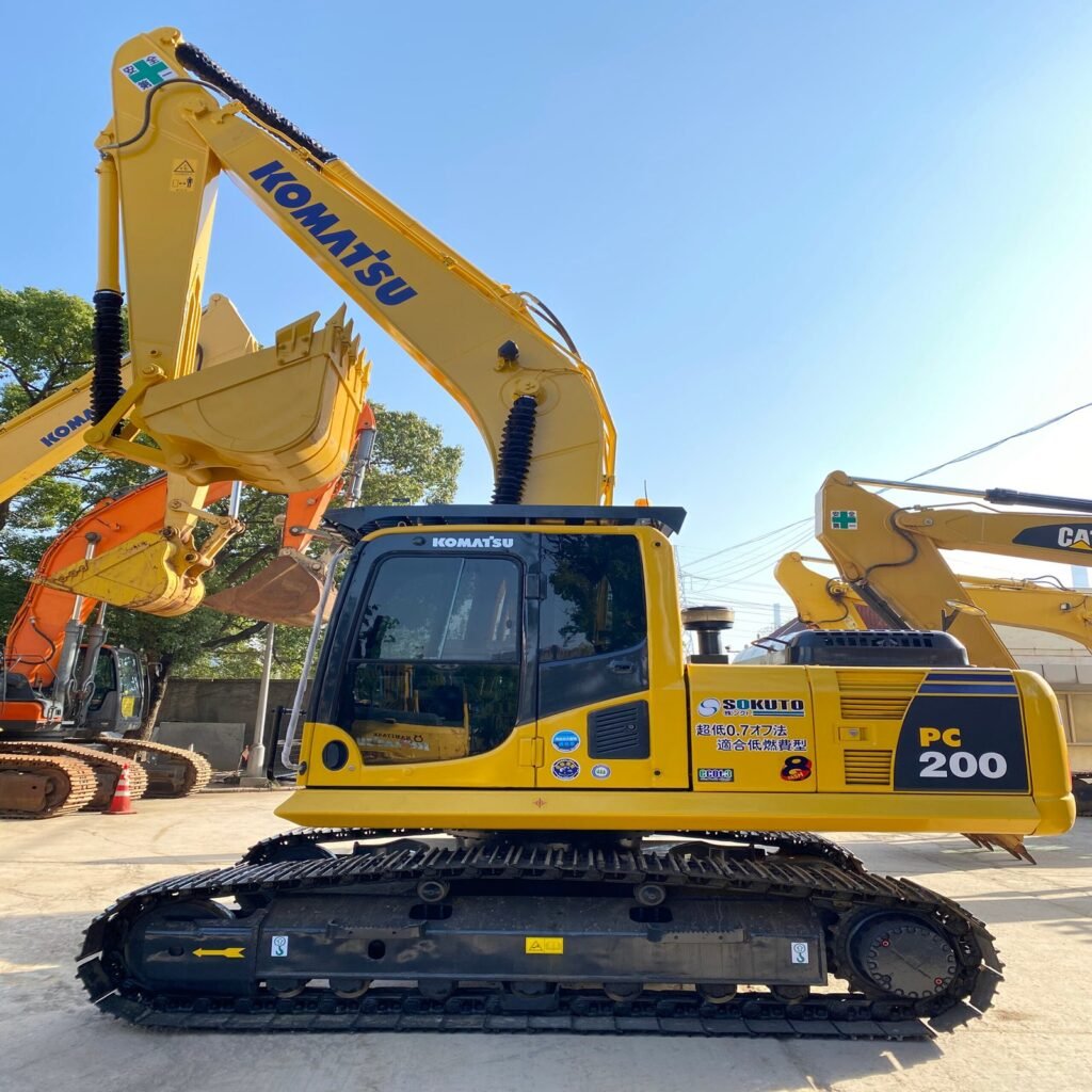 يستخدم Komatsu PC200 للبيع 20 التون زاحف حفارة مستعملة