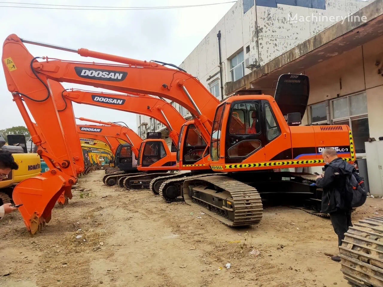 استخدام Doosan 225 سعر حفارة السمان المرتفع وأفضل سعر