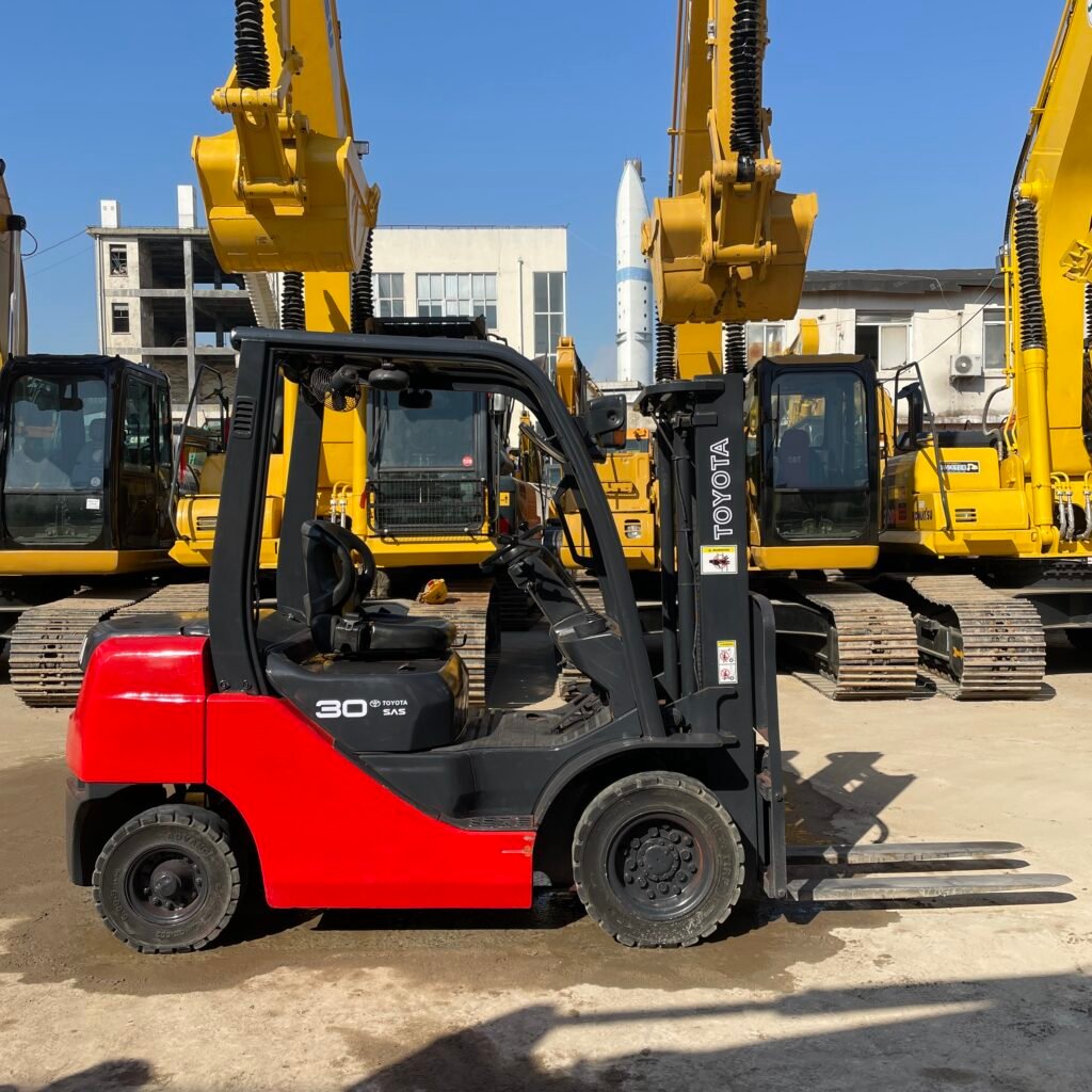 Utilizou o Forklift Toyota SAS30 para venda em boas condições