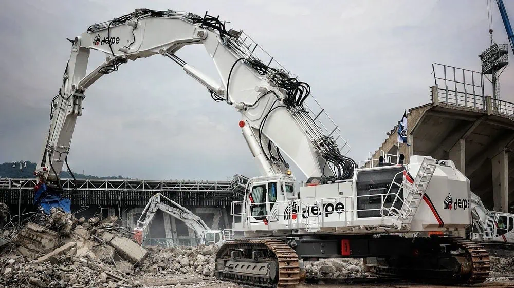 largest demolition excavators