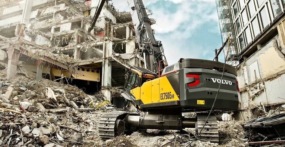 largest demolition excavators