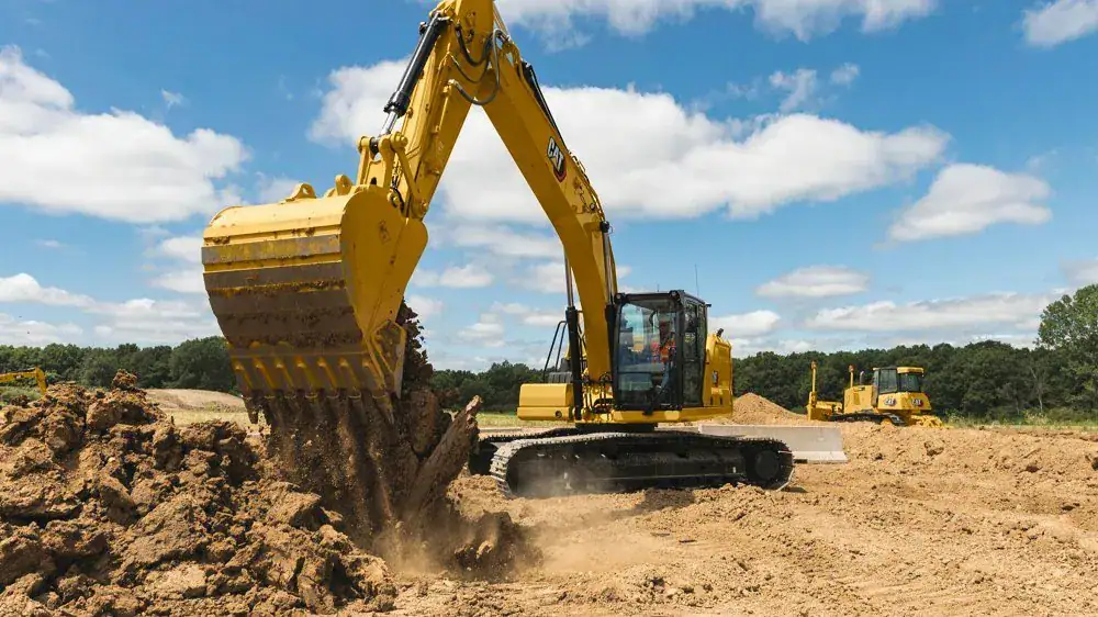 Caterpillar VS Volvo