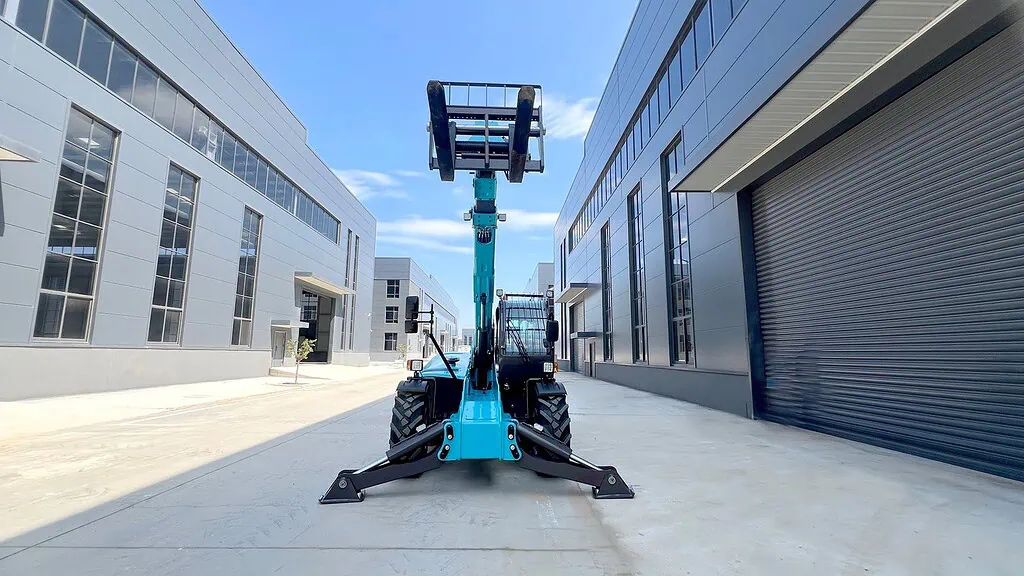 Standard Warehouse Forklift