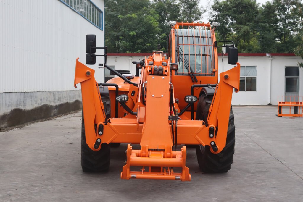 Comparing Telehandler and Crane Features Telehandler vs. Crane